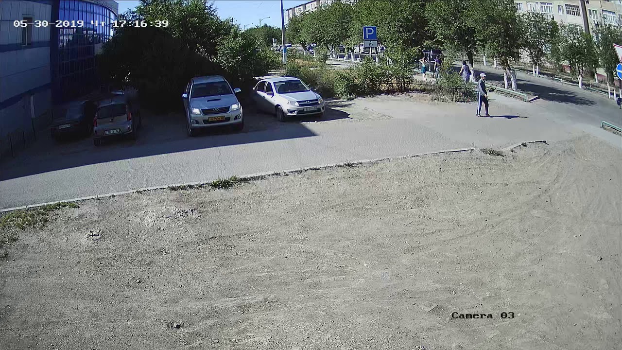 Hình ảnh về CAMERA TVI HILOOK 4.0MP THC-B140-P